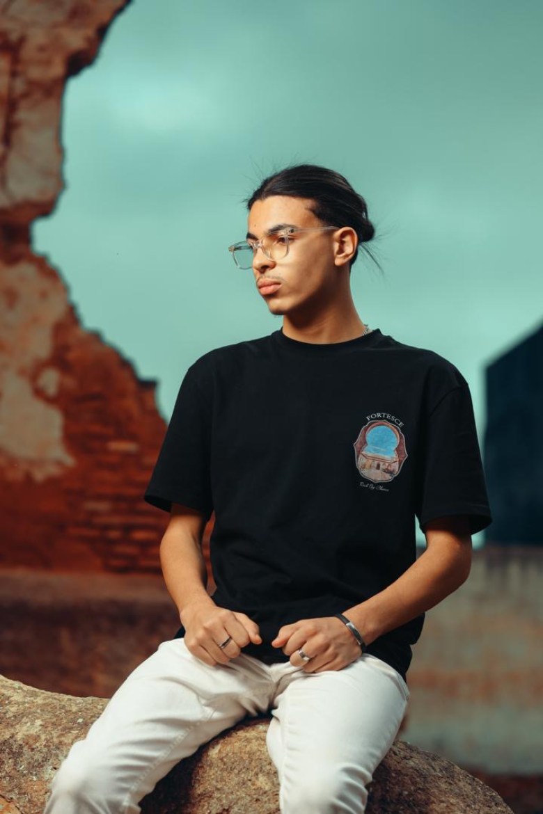 Heritage Tee – Black Shirt