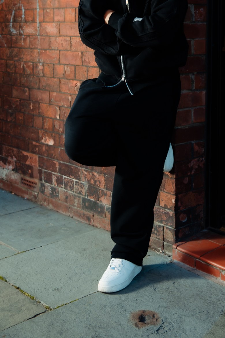 Big Basic Distressed Sweatpants